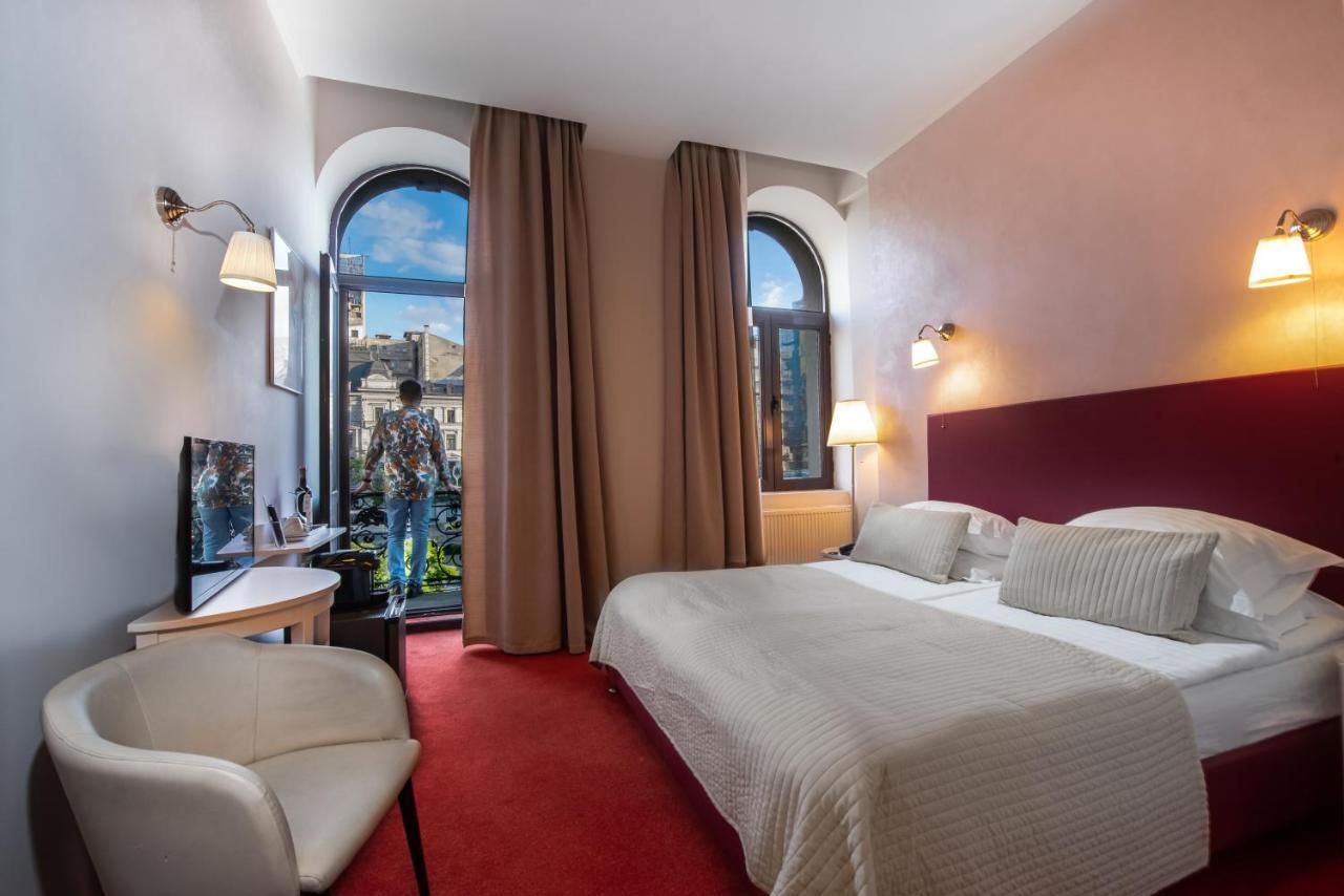 Hotel Capitol 4*