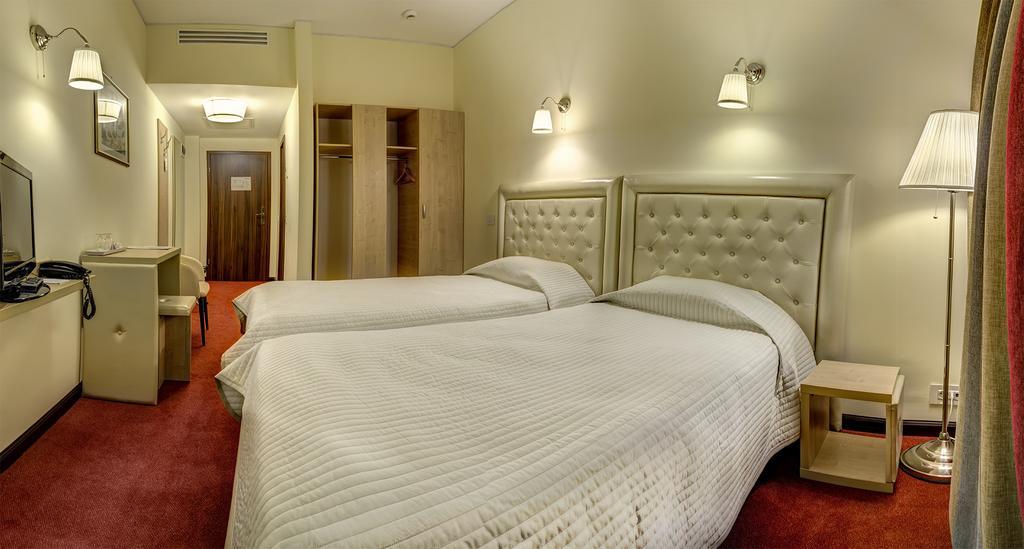 Capitol Hotel Bucureşti