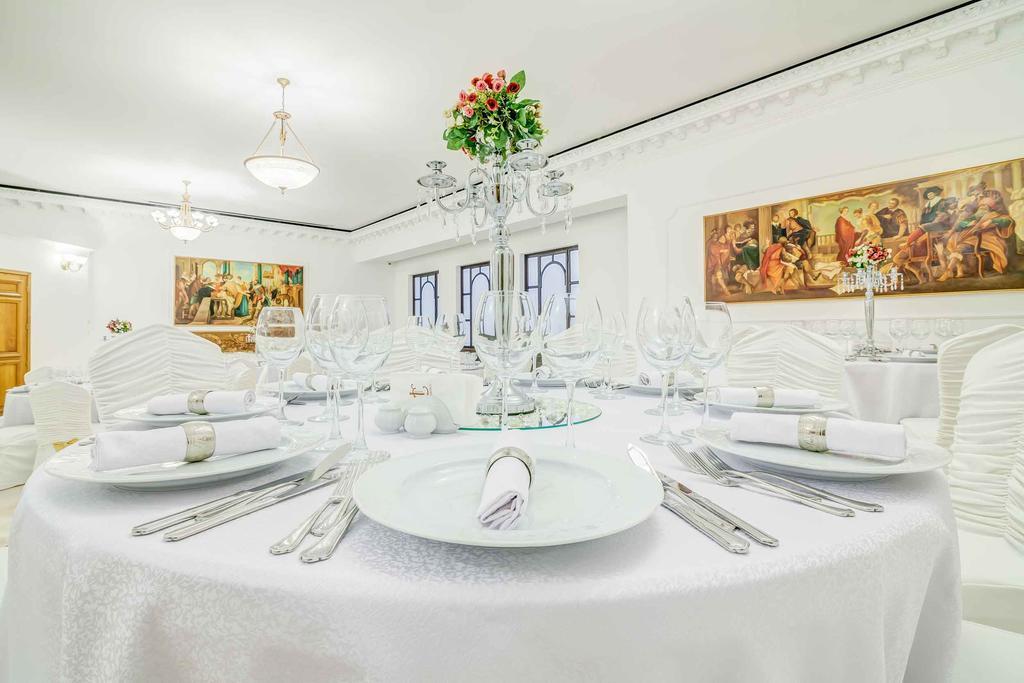 Hotel Capitol Bucureşti